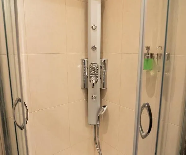 Cozy, Comfortable Skadarlija *